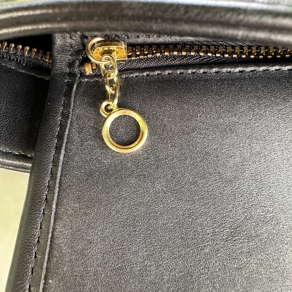 COACH Vintage Equestrian Slim Crossbody Shoulder Bag Black Leather 9802 USA Made - Picture 15 of 15